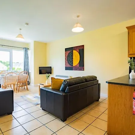 Apartment 56 - Three Bed With Parking *