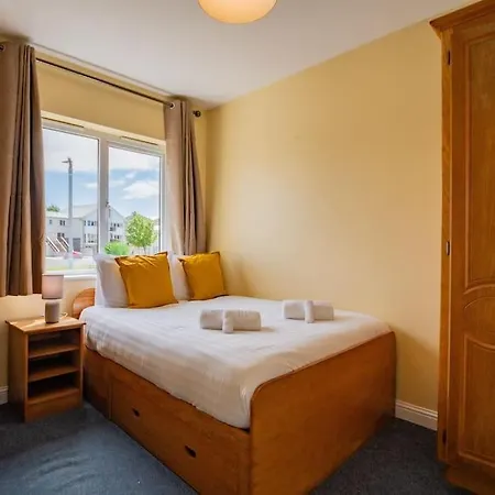 56 - Three Bed With Parking *