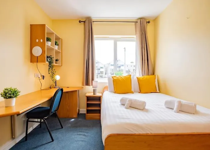 56 - Three Bed With Parking *