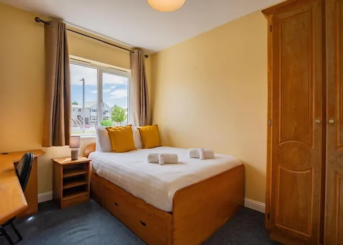 56 - Three Bed With Parking *